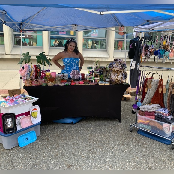 Meet your Posher, Bianca - Picture 3 of 5